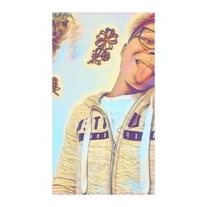 Meet your Posher, Nakieta